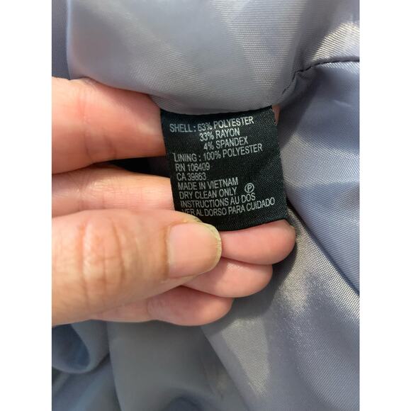 Tahari gray pin stripe one button blazer size 12P - Picture 5 of 10